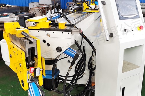 50CNC三轴数控弯管机