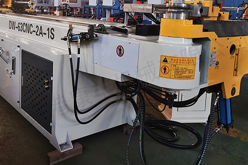 DW-63CNC-2A-1S弯管机